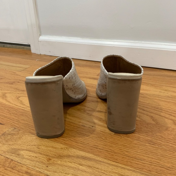 Rag & Bone Tristan Snake Print Mule Sandal Shoe Sz 9.5 White Python Leather 39.5 - Picture 3 of 16